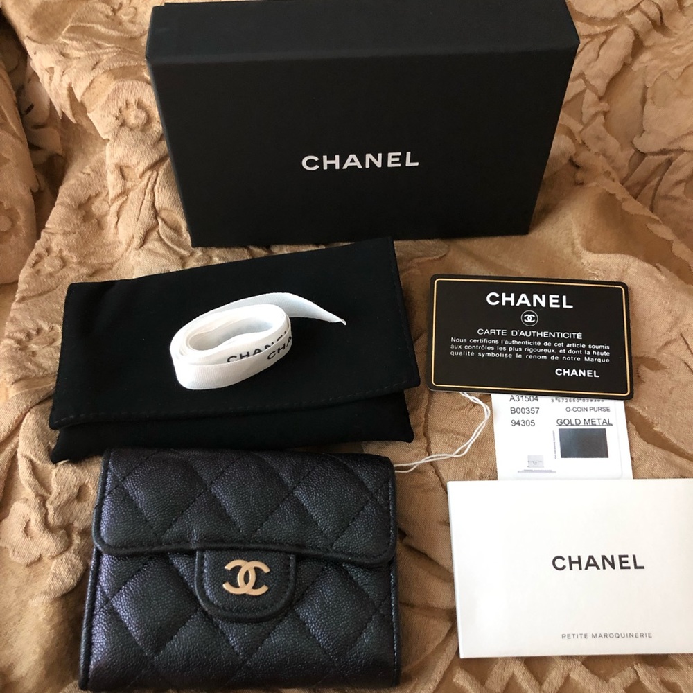Chanel 19S Black Iridescent Card Holder